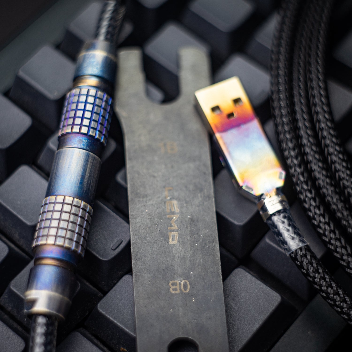 Case Hardened, Patina style Mechanical keyboard cables in your choice of MDPC-X, 550 paracord and Techflex, coils USB connectors.